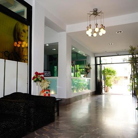 Aparthotel Baan Kaew Mansion Bangkok Esterno foto