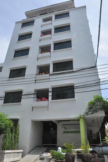 Baan Kaew Mansion Aparthotel Bangkok Esterno foto